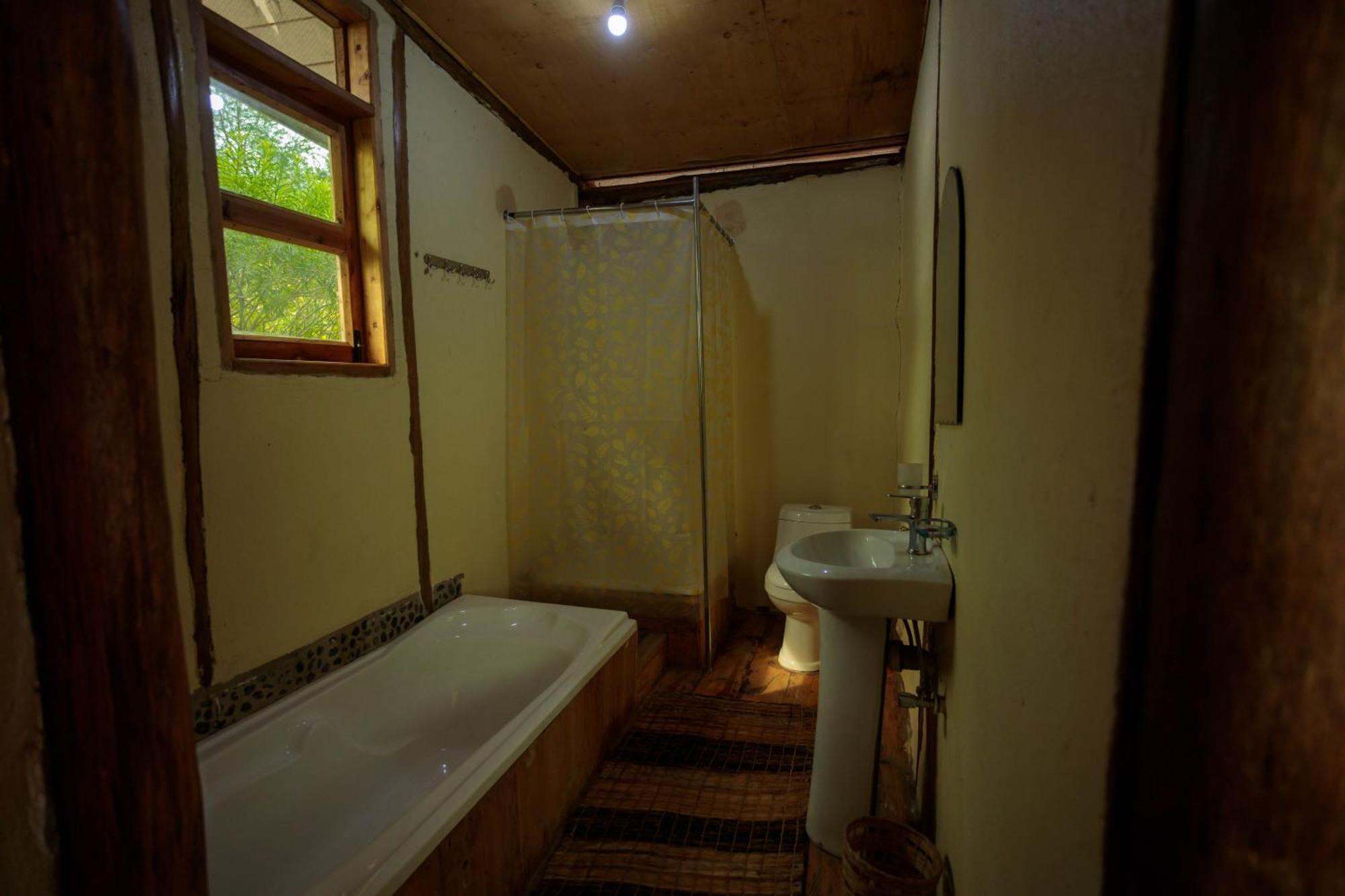Lake Mwamba Lodge Kasenda Extérieur photo