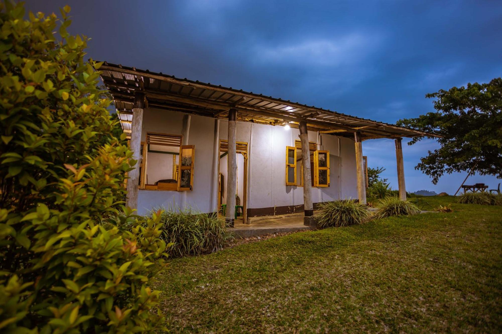 Lake Mwamba Lodge Kasenda Extérieur photo